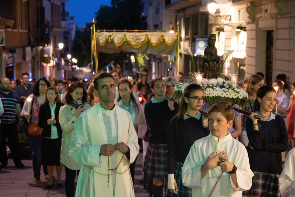 Procesión de Corpus Christi en Barcelona: “La sangre del Señor recorrió la arteria principal de Sarriá”